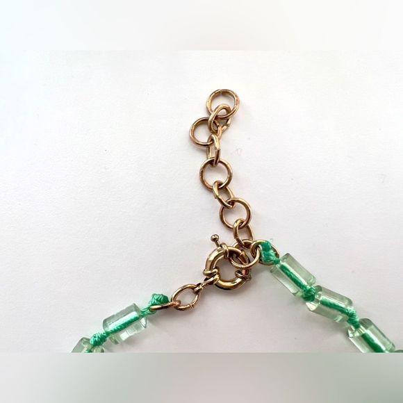 Statement Necklace 🌸 - Picture 3 of 5